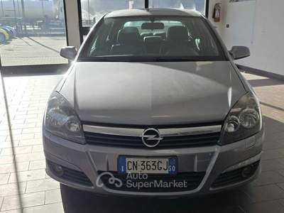 Opel Astra 1.7 CDTi DOPPIO TRENO DI GOMME usata Villa di Tirano