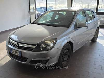 Opel Astra 1.7 CDTi DOPPIO TRENO DI GOMME usata Villa di Tirano