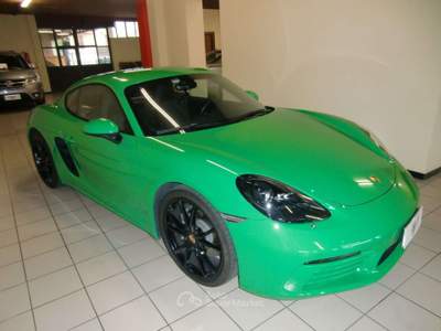 Porsche Cayman 718 Cayman III 2016 718 2.0 300cv pdk Verde usata Lissone