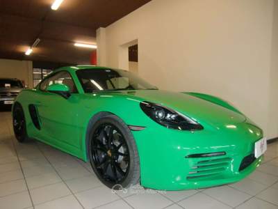 Porsche Cayman 718 Cayman III 2016 718 2.0 300cv pdk Verde usata Lissone