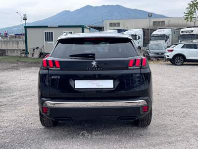 Peugeot 3008 S&S Crossway Nero usata Sant'Anastasia
