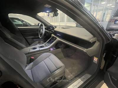 Porsche Taycan 4S PERFORMANCE Nero usata Milano