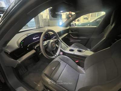 Porsche Taycan 4S PERFORMANCE Nero usata Milano