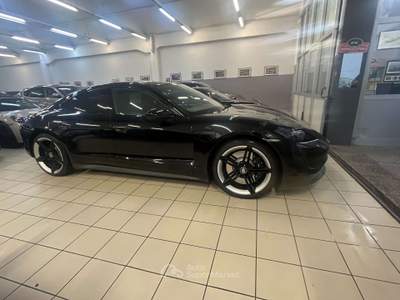 Porsche Taycan 4S PERFORMANCE Nero usata Milano