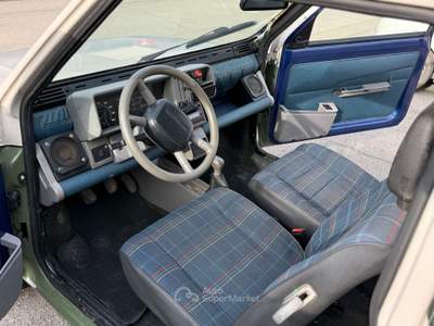 Fiat Panda Auto in ottimo stato, doppio treno di gomme Verde usata vinci