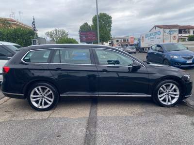 Volkswagen Passat Sw 1.5 TSI 150Cv DsG BUSINESS-AZIENDALE Nero usata Fiumicino