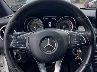 Mercedes-Benz GLA Automatic 4Matic Premium Bianco usata QUARTO