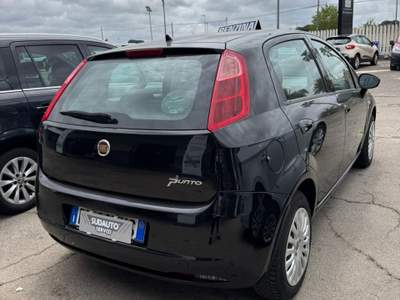 Fiat Grande Punto OTTIMO STATO Nero usata Parabita
