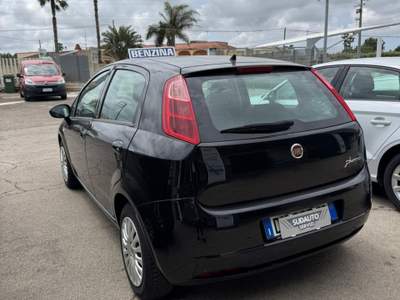 Fiat Grande Punto OTTIMO STATO Nero usata Parabita