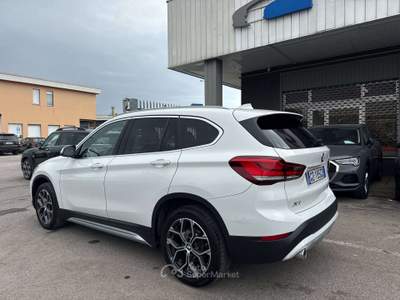BMW X1 X1 X1  sdrive16d xLine KM CERTIFICATI Bianco usata Lallio