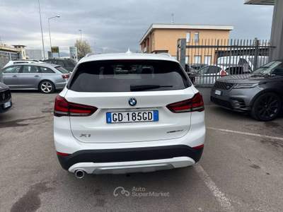 BMW X1 X1 X1  sdrive16d xLine KM CERTIFICATI Bianco usata Lallio