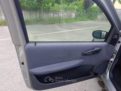 Fiat Punto Fiat Punto 1,2i 2003 67000km Argento usata Cetona