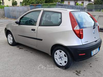 Fiat Punto Fiat Punto 1,2i 2003 67000km Argento usata Cetona
