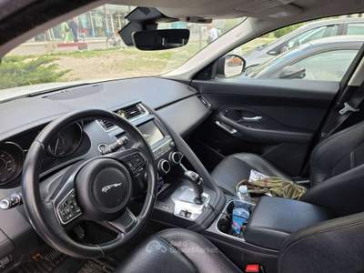 Jaguar E-Pace 2.0d i4 150cv auto my19 Bianco usata Foligno