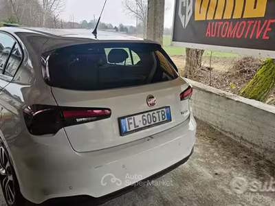 Fiat Tipo Fiat Tipo 1.6 Mtj 120cv 5p Bianco usata Chivasso