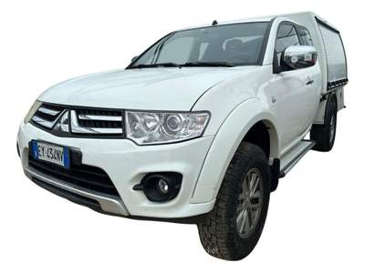 Mitsubishi L200 2.5 DI-D/178CV DC Intense Plus DPF Bianco usata Oderzo