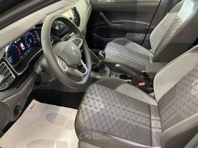 Volkswagen Taigo 1.0 TSI 115 CV R-Line Plus Tetto KM0 MY26 Nero usata Alcamo