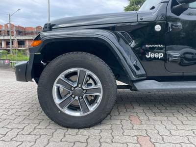 Jeep Wrangler Unlimited 2.2 Mjt II Sahara SOLO 63.500KM! Nero usata Arsago Seprio