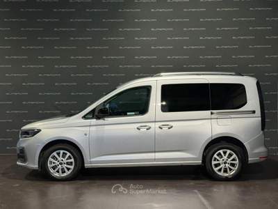 Ford Tourneo Connect Tourneo Connect 2.0 EcoBlue 122 CV Titanium Argento usata Cittadella