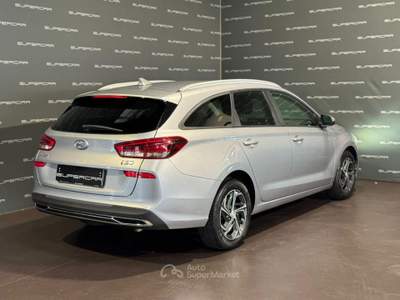 Hyundai i30 Wagon 1.0 T-GDI iMT 48V Prime Argento usata Cittadella