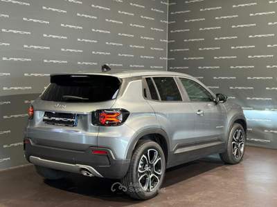 Jeep Avenger 1.2 Turbo 110 CV MHEV Summit AUTOMATICA Grigio usata Cittadella