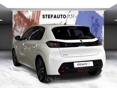 Peugeot 208 II 2019 -  1.2 puretech Allure Navi Pack s&s 100c Bianco usata Bologna