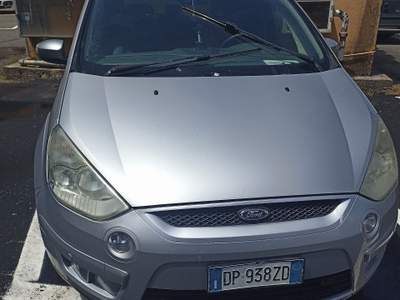 Ford S-Max Motore eccellente Argento usata LAMEZIA TERME