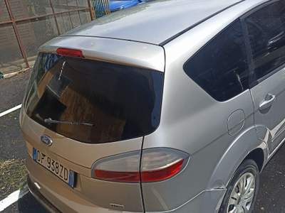 Ford S-Max Motore eccellente Argento usata LAMEZIA TERME Ford S-Max Motore eccellente Argento usata LAMEZIA TERME