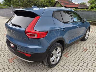 Volvo XC40 automatico Core 129cv Blu/Azzurro usata Robassomero