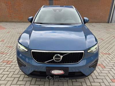 Volvo XC40 automatico Core 129cv Blu/Azzurro usata Robassomero