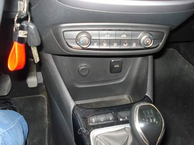 Opel Crossland X Pari nuovo Grigio usata Città di Castello