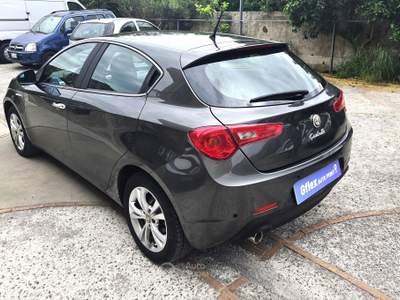 Alfa Romeo Giulietta BUONE CONDIZIONI TAGLIANDATA SOLO 160000 KM Grigio usata Mercato San Severino