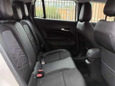 Jeep Avenger 1200 TURBO ALTITUDE 100CV CARPLAY PDC"17 Bianco usata Pistoia