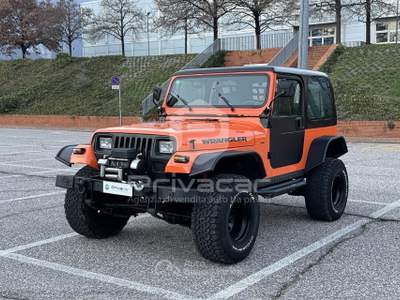 Jeep Wrangler JEEP Wrangler 4.0 cat Sport Arancione usata Trento