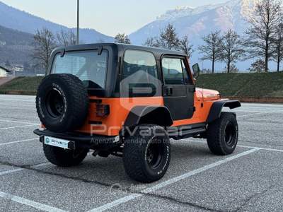 Jeep Wrangler JEEP Wrangler 4.0 cat Sport Arancione usata Trento