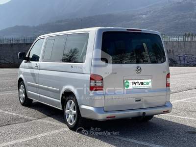 Volkswagen Multivan VOLKSWAGEN Multivan 2.5 TDI/130CV Highline Grigio usata Trento