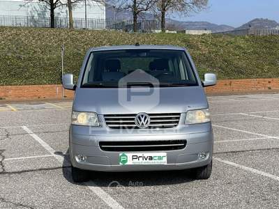 Volkswagen Multivan VOLKSWAGEN Multivan 2.5 TDI/130CV Highline Grigio usata Trento