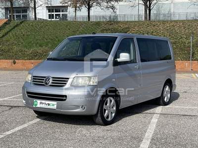 Volkswagen Multivan VOLKSWAGEN Multivan 2.5 TDI/130CV Highline Grigio usata Trento