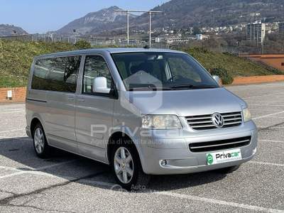 Volkswagen Multivan VOLKSWAGEN Multivan 2.5 TDI/130CV Highline Grigio usata Trento
