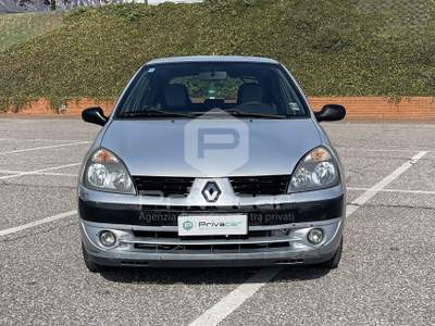 Renault Clio RENAULT Clio 1.2 cat 5 porte Confort Authentique Grigio usata Trento