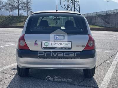 Renault Clio RENAULT Clio 1.2 cat 5 porte Confort Authentique Grigio usata Trento