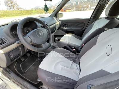 Renault Clio RENAULT Clio 1.2 cat 5 porte Confort Authentique Grigio usata Trento