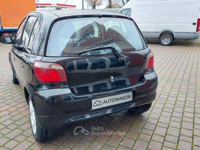 Toyota Yaris 1.0i 16V cat 5 porte '03  140.000  Km Nero usata Civitella in Val di Chiana