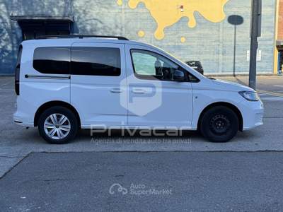 Volkswagen Caddy VOLKSWAGEN Caddy Pianale Ribassato 2.0 TDI 122 CV DSG Life Bianco usata Trento