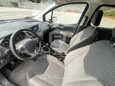 Ford Tourneo Courier FORD Tourneo Courier 1.5 TDCI 75 CV Plus Nero usata Trento