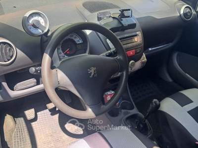 Peugeot 107 PEUGEOT 107 BENZINA- per NEOPATENTATI Nero usata GENOVA
