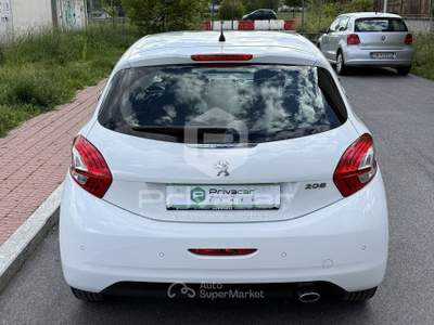 Peugeot 208 PEUGEOT 208 1° serie 1.4 HDi 68 CV 3 porte Allure Bianco usata Cuneo