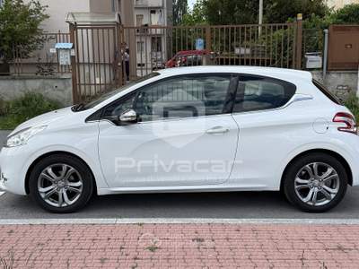 Peugeot 208 PEUGEOT 208 1° serie 1.4 HDi 68 CV 3 porte Allure Bianco usata Cuneo