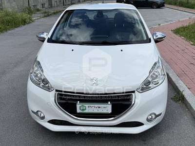 Peugeot 208 PEUGEOT 208 1° serie 1.4 HDi 68 CV 3 porte Allure Bianco usata Cuneo
