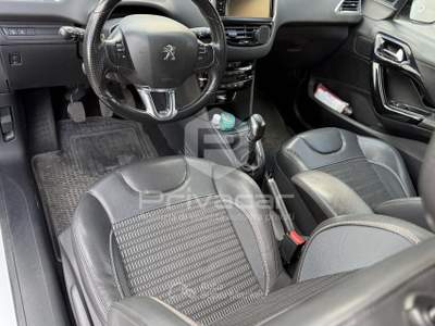 Peugeot 208 PEUGEOT 208 1° serie 1.4 HDi 68 CV 3 porte Allure Bianco usata Cuneo